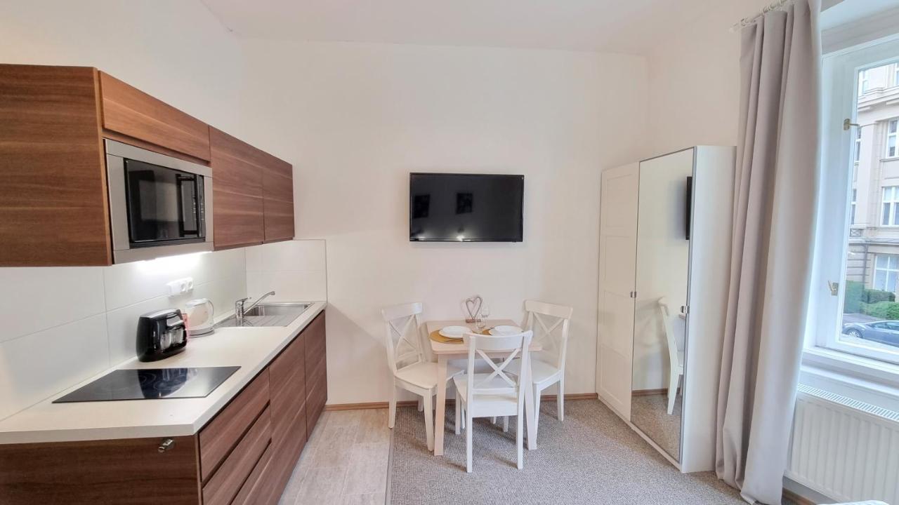 Finnem Rentals Zikova Praga Exterior foto